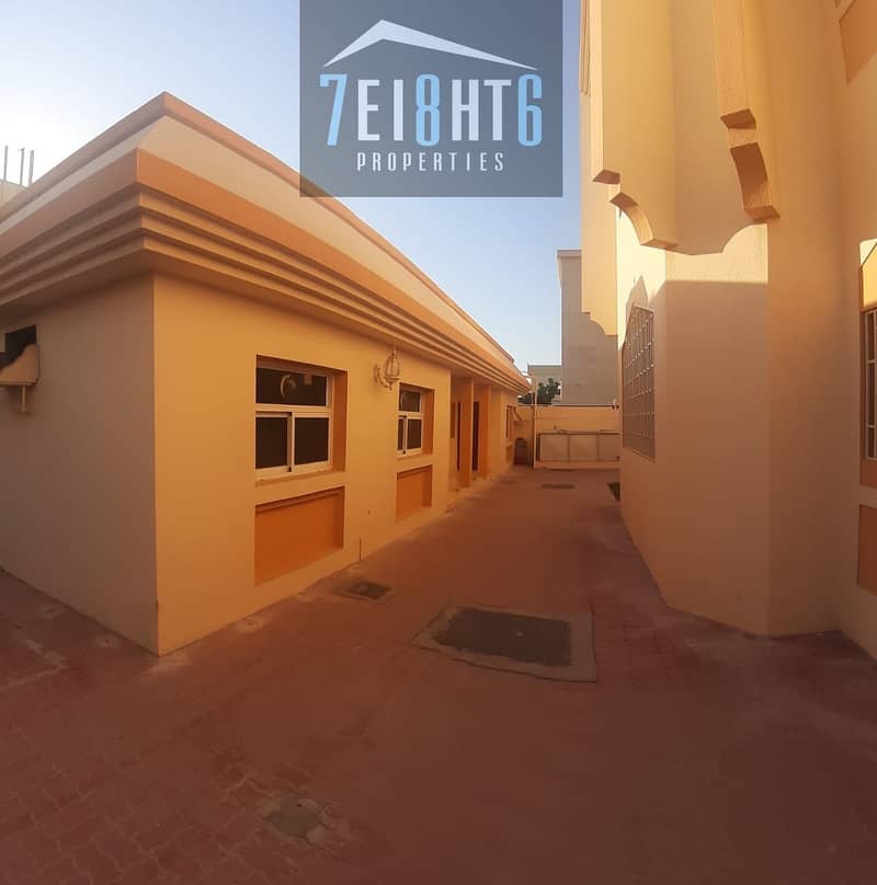 Amazing value: 5 b/r good quality independent villa + servant quarters + large garden for rent in Mamzar