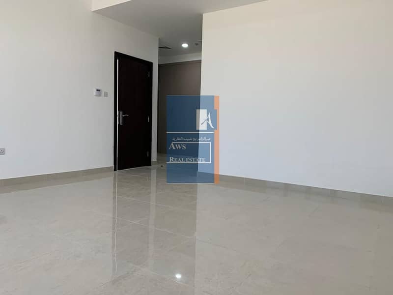 LUXURY BRAND NEW 2BHK// Direct From Landlord //KITCHEN APPLIANCES // Two Months Free