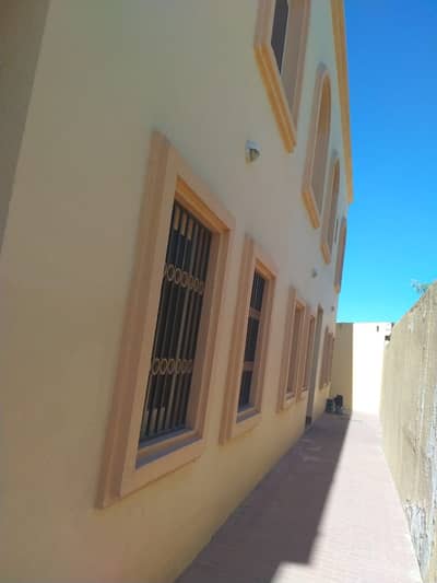 3 Bedroom Townhouse for Rent in Al Rumaila, Ajman - 3 BHK TOWN HOUSE FOR RENT NEAR THE BEACH