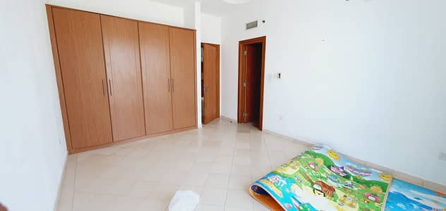 فلیٹ 2 غرفة نوم للبيع في مدينة دبي للإنتاج، دبي - شقة في لاجو فيستا مدينة دبي للإنتاج 2 غرف 580000 درهم - 5807945