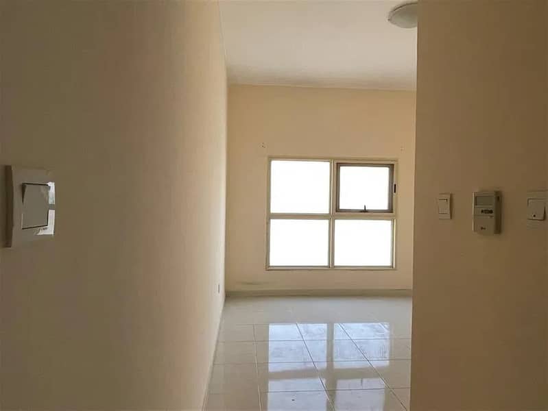 Квартира в Эмирэйтс Сити, 2 cпальни, 240000 AED - 5808328