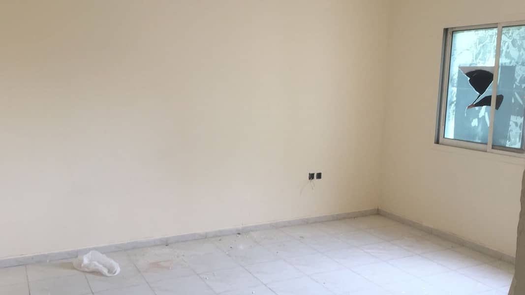 STUDIO AVAILABLE FOR RENT IN  VERY CHEAP PRICE IN AL NUAIMIYA 1