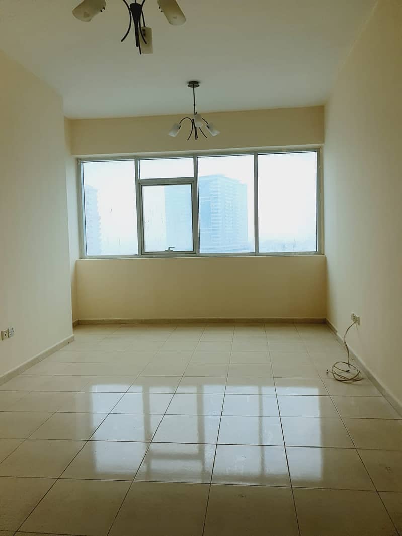 AC FREE HUGE 3 BHK  WWIT 5 WASH ROOM PLUS CLOSE ALL IS AVAILABLE IN 43K AL NAHDA SHARJAH