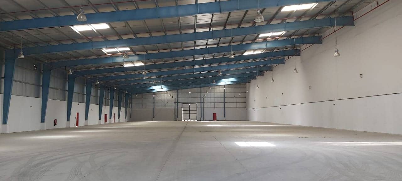 37000 Sqft Warehouse Office 3 Phase Power In Emirates Modern Industrial Area Umm al Quwain