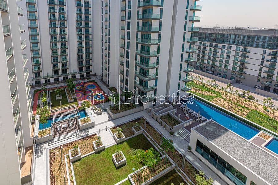 Best High floor unit in the market |pool view