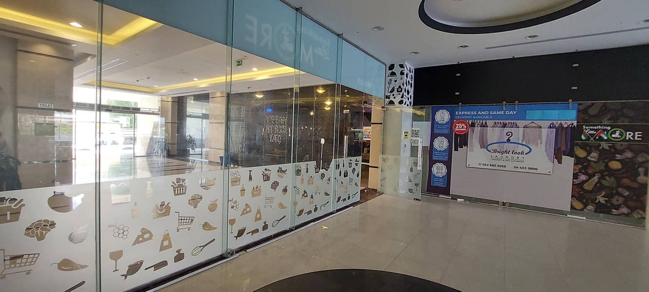 Retail Shop Available on Prime Location in Jumeirah Best for Mini Mart and Restaurant