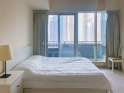 1 Bedroom Apartment for Rent in Dubai Marina, Dubai - Panoramic Marina Views Furnished 1BR Mid Floor