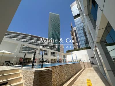 1 Bedroom Flat for Rent in Business Bay, Dubai - Spacious 1 Bed | Vacant | New Furniture