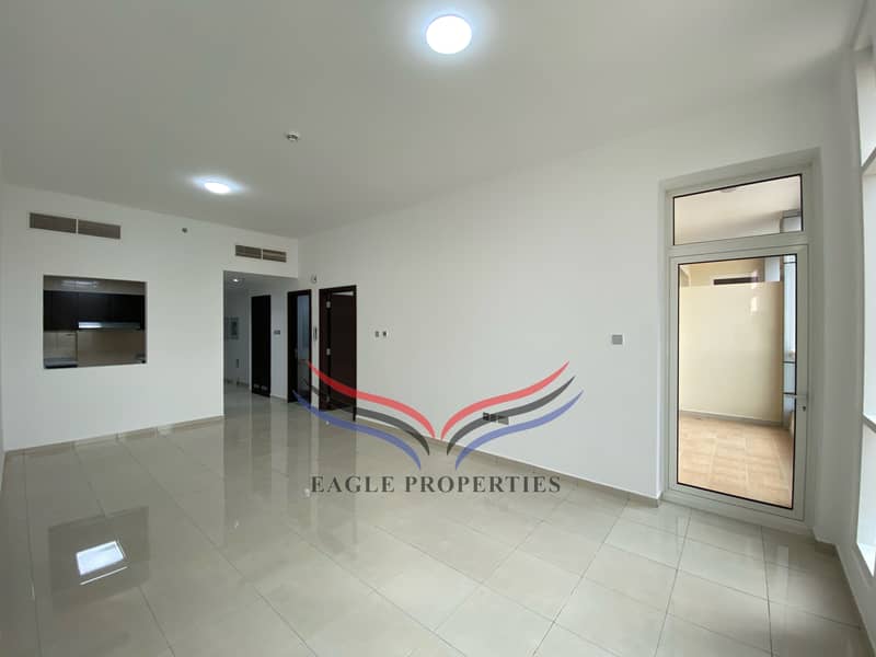 4 hall