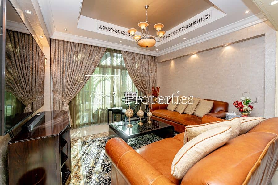 位于迪拜市中心，老城岛，塔杰尔公寓 1 卧室的公寓 155000 AED - 5820604