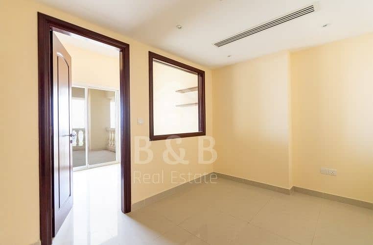 HOT INVESTMENT - Amazing 1 Bedroom Apartment with SEA View
