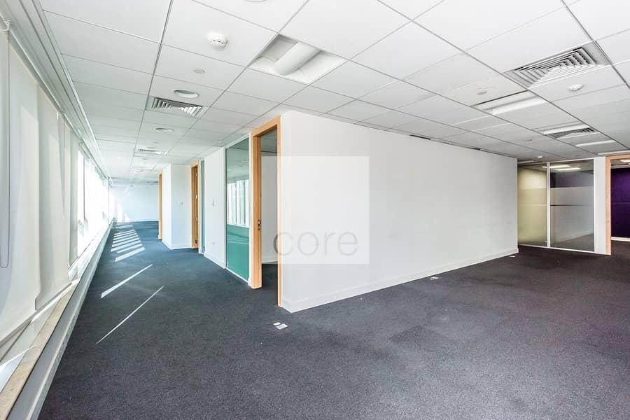 Huge | Fitted with Partitions | Onshore License