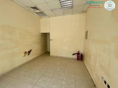 Shop for Rent in Al Nabba, Sharjah - SHOP WITH ATTACHED TOILET AVAILABLE IN NABBA AREA BEHIND MUBARAK CENTER