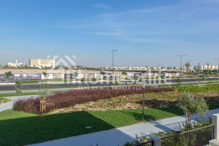 4 Bedroom Townhouse for Rent in Town Square, Dubai - Facing Boulevard | Vacant | Brand New Single Row