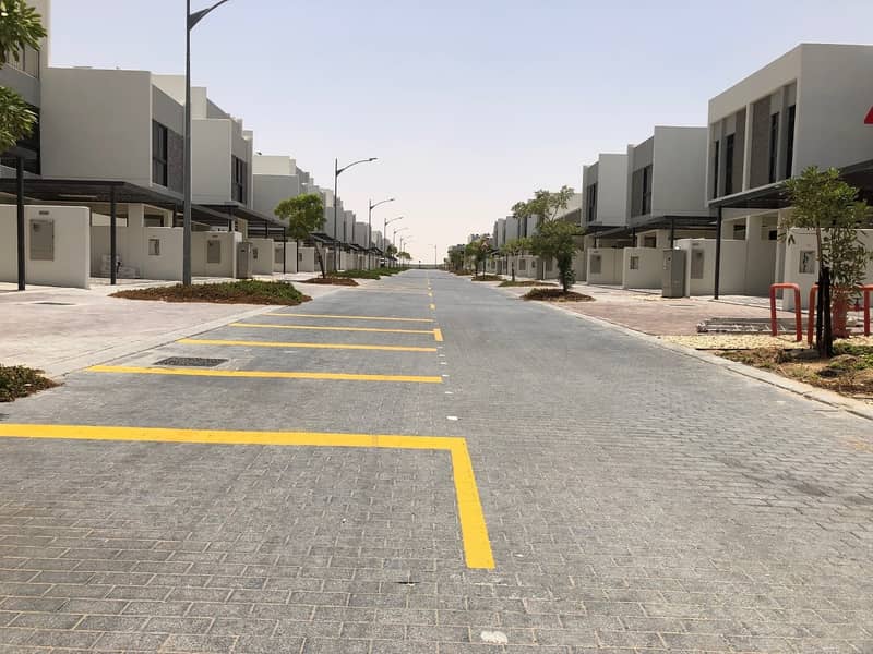 Brand New |3 BR Townhouse | For Rent | Corner Unit