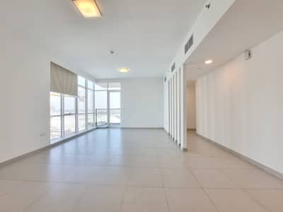 High Floor ! Open View Balcony ! 3bhk Plus Maid's room ! Built in Appliances !Open Kitchen ! Bright and Cozy Apartment ! Rent 145k ! 04 Payments