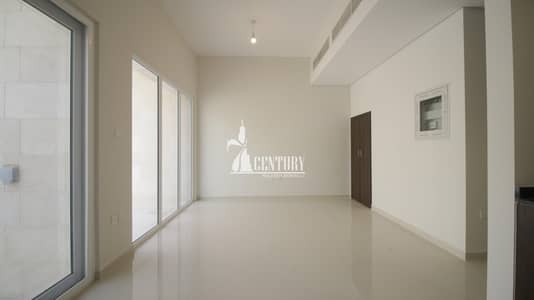 Brand New | Spacious 4 Bedroom Villa | Type R4-M