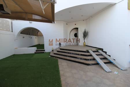 4 Bedroom Villa for Rent in Umm Suqeim, Dubai - Commercial Villa for Rent | Clinic Purpose Only