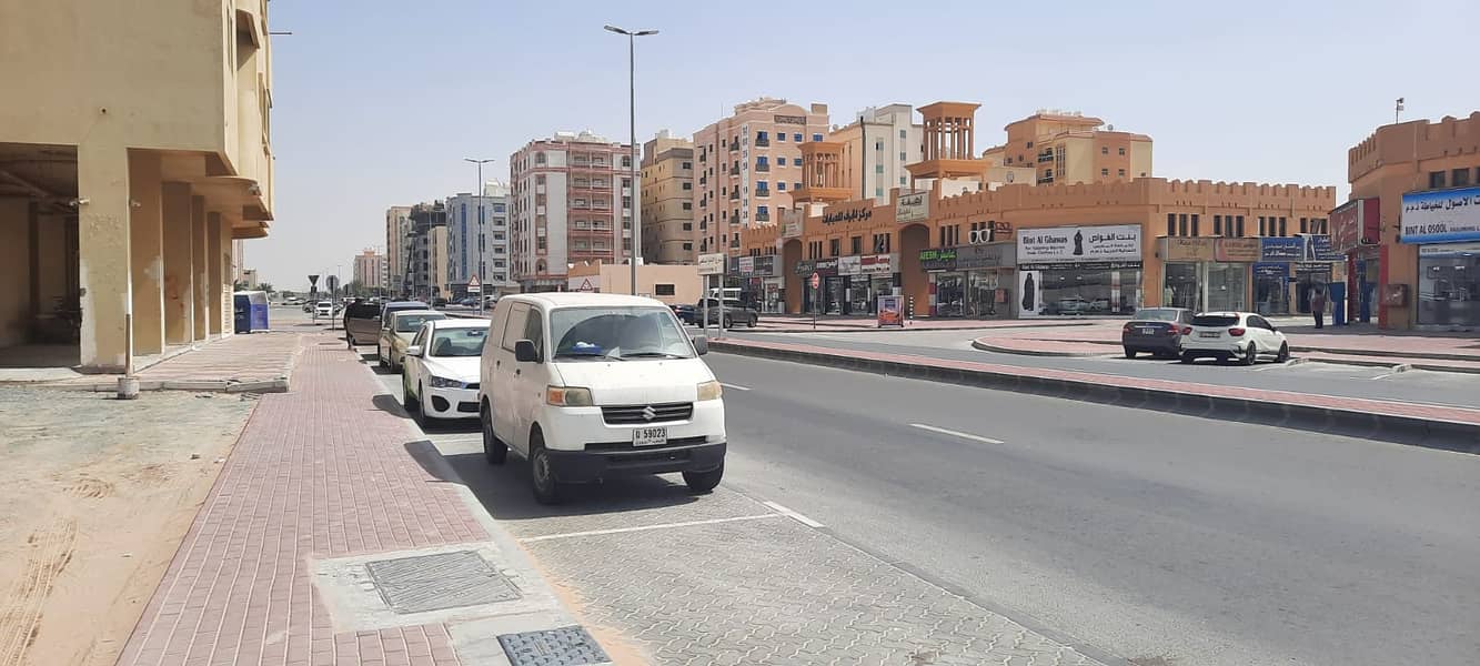 Commercial land for sale on the main Imam Shafei Street, excellent location