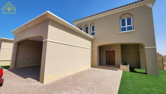 4 Bedroom Villa for Sale in Umm Al Quwain Marina, Umm Al Quwain - villa with an area of 7,000 feet ((freehold for all nationalities)) Umm Al Quwain - Marina