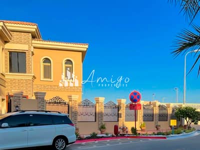 4 Bedroom Villa for Sale in Al Raha Golf Gardens, Abu Dhabi - Elegant 4 BR Corner Villa | Maid\'s room | Private Pool