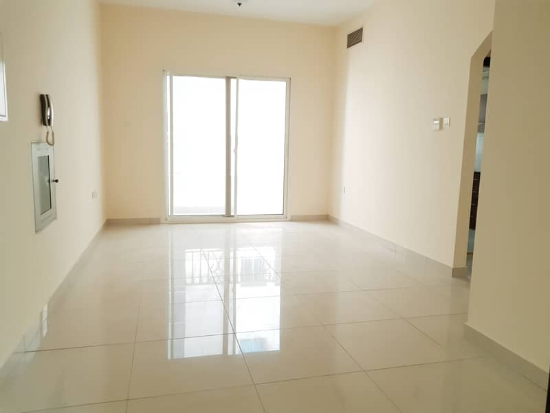 Opposite Al Arab Mall 2bhk with balcony, parking Al Taawun area rent 28k/31k in 4/6 cheqs