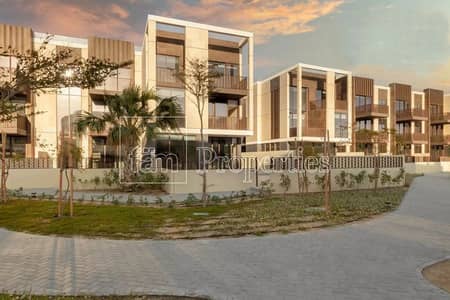 4 Bedroom Townhouse for Rent in Jumeirah, Dubai - Brand New | Upscale Community | Facing the Park