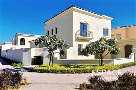 5 Bedroom Villa for Sale in Arabian Ranches 2, Dubai - Corner Plot | 5 Beds | Near Pool and Park