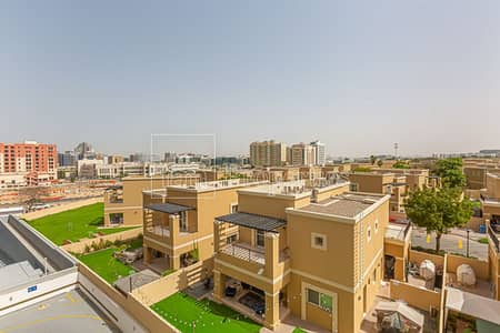 1 Bedroom Apartment for Sale in Dubai Silicon Oasis, Dubai - Vacant on Transfer | Near to Mall | Pool View