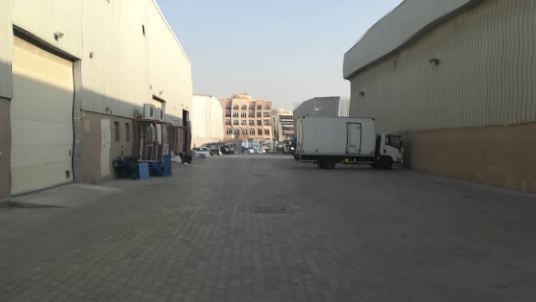 4,000 Sq. Ft. warehouse available for Rent in Al Qusais