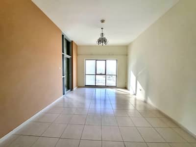Huge 1bhk with Big Balcony  ! Master Bedroom ! Next to Dubai Canal ! Rent 55k ! 04 Payments ! Business Bay
