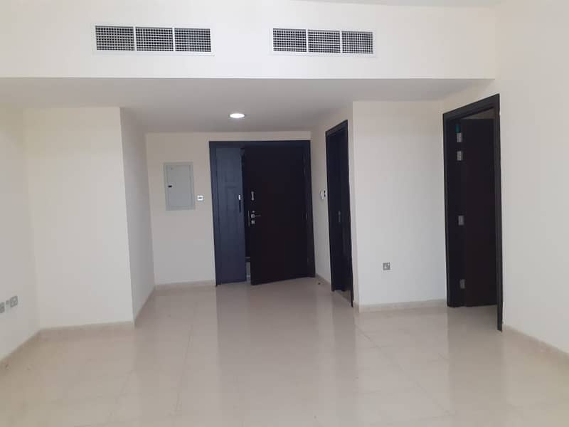 SUPERIOR AND SPACIOUS, 2BHK APARTMENT IN A FAMILY BUILDING AT PRIME LOCATION OF MUSSAFAH SHABIYA