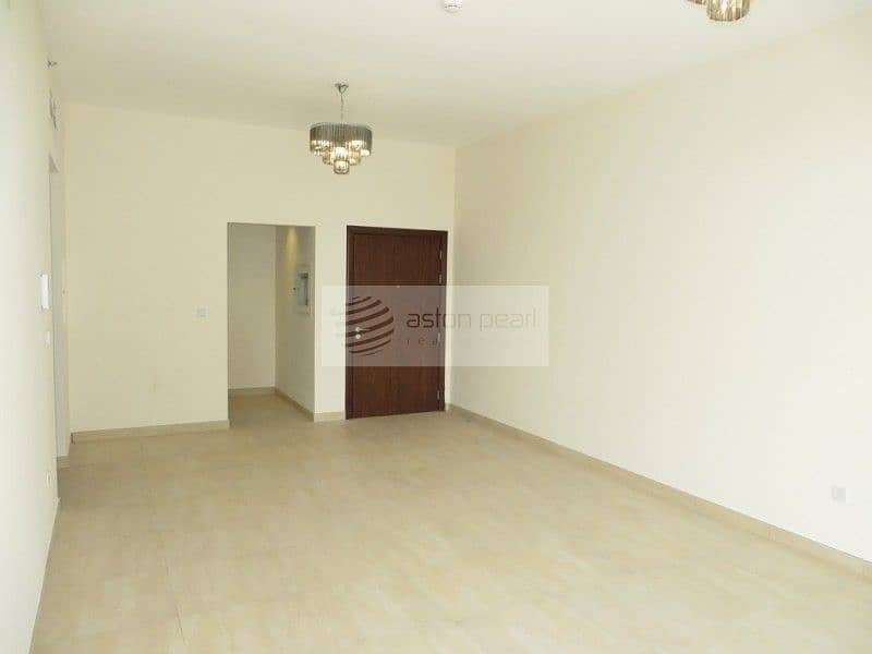 شقة في عزيزي فريسيا الفرجان 2 غرف 1290000 درهم - 5591938
