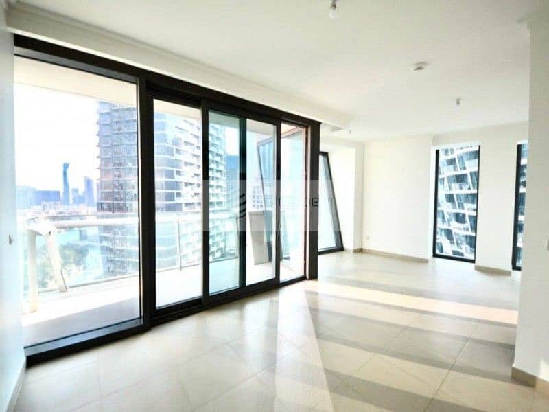 Full Burj Khalifa View | Well Maintained | 3BR + M
