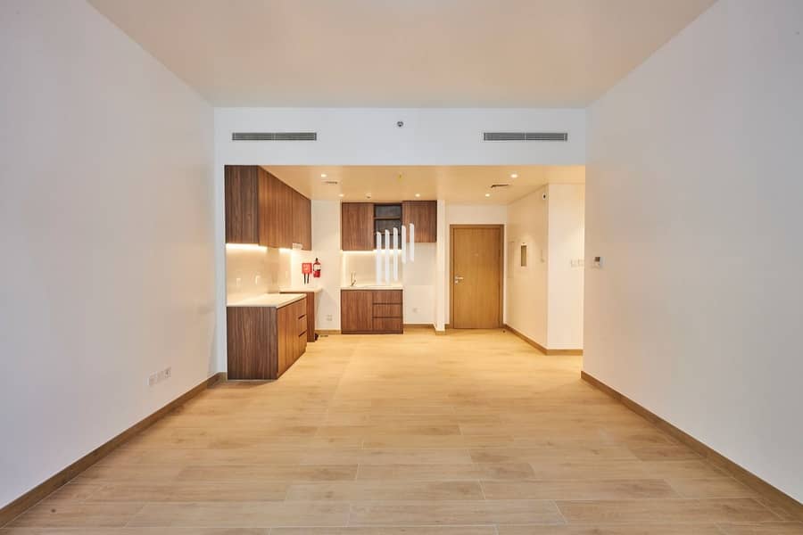 Stunning 1 Bed | Ready to Move | Partial Sea View