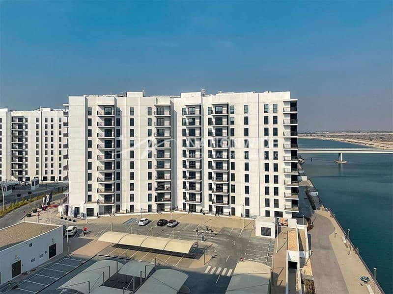 位于雅斯岛，水之边缘大厦 1 卧室的公寓 900000 AED - 5836049