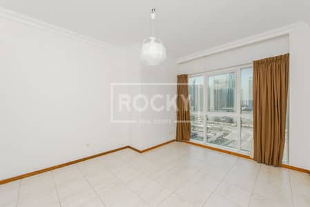 فلیٹ 1 غرفة نوم للايجار في أبراج بحيرات الجميرا، دبي - شقة في برج ماج 214 مجمع R أبراج بحيرات الجميرا 1 غرف 54000 درهم - 5855081