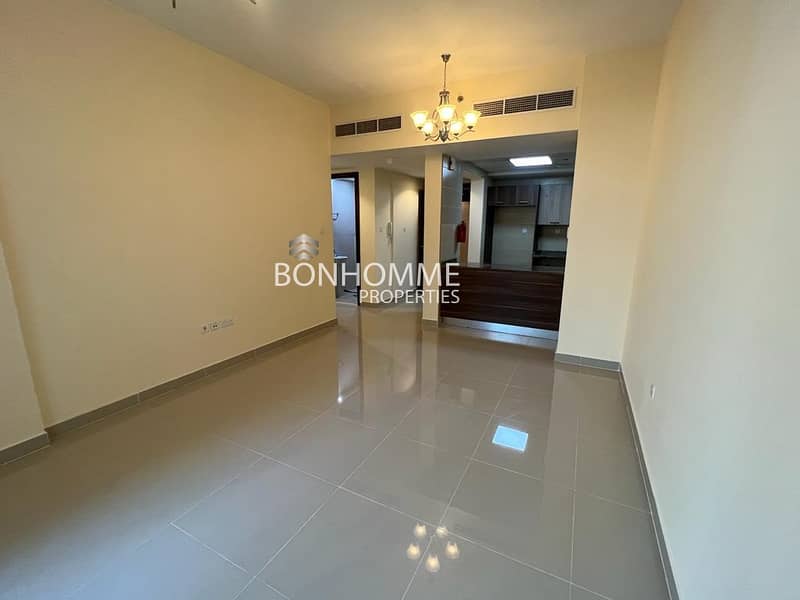 Chiller Free 2bhk with Pool View and Terrace