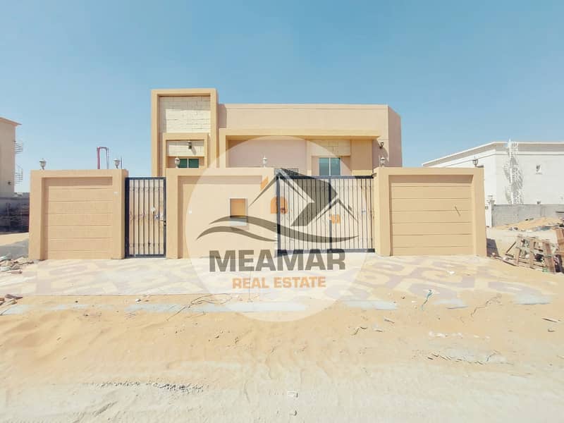 For sale villa in Ajman at a snapshot price including registration fees without down payment and monthly installments for 25 years with large bank fac