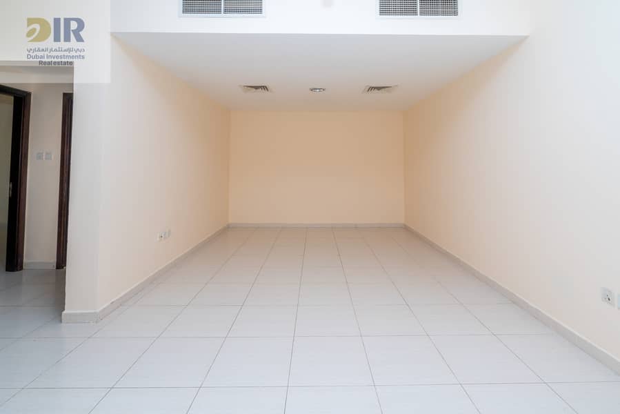 READY TO MOVE | GREAT DEAL | NO COMMISSION  | SPACIOUS UNIT