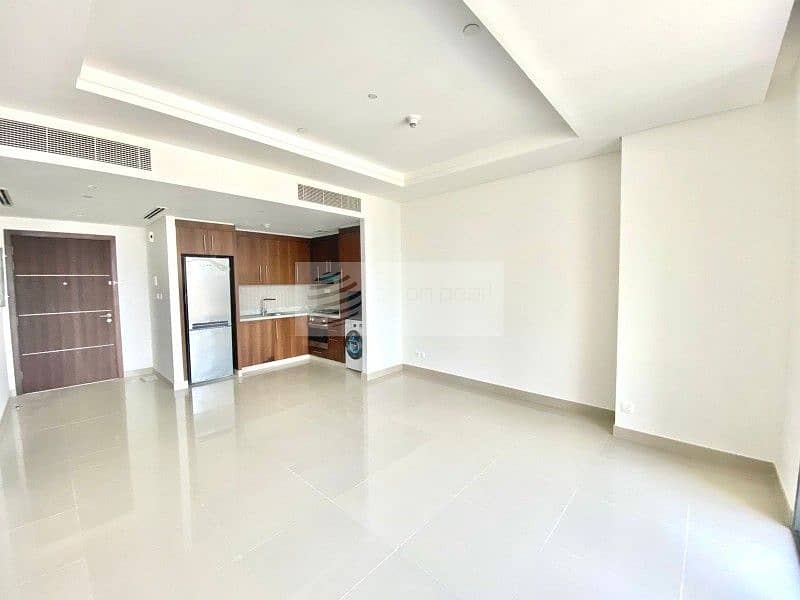 Best Deal | Vacant | Next to  Dubai Mall |1Bedroom