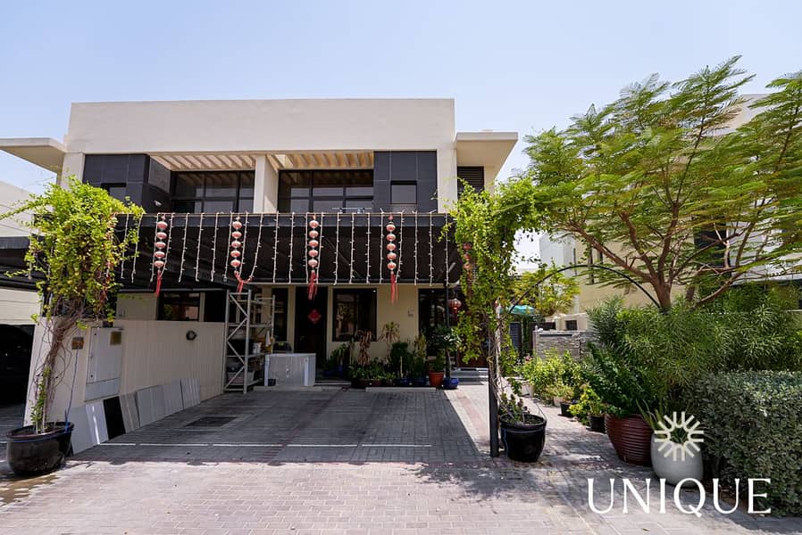 Close to Park | Upgraded Unit | Vacant on Transfer