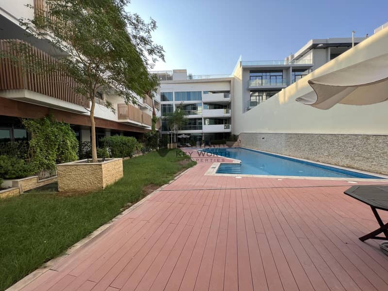 Elegant & Spacious 2 BR |  Swimming Pool view  !