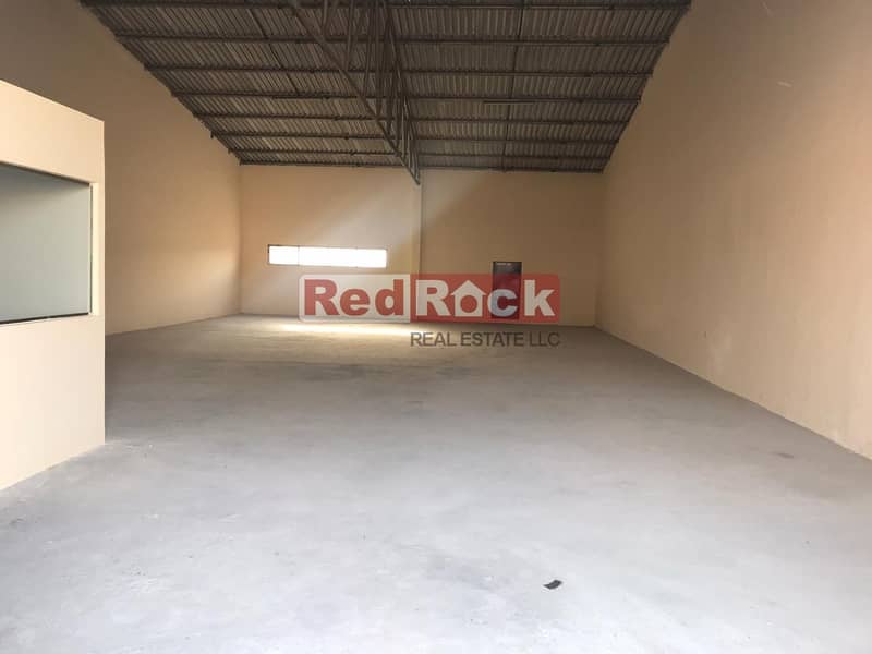 Clean  2600 Sqft Warehouse with Office and Washroom