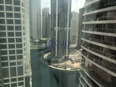 Unfurnished,1 bdr,Lake View in Dubai Gate 2!