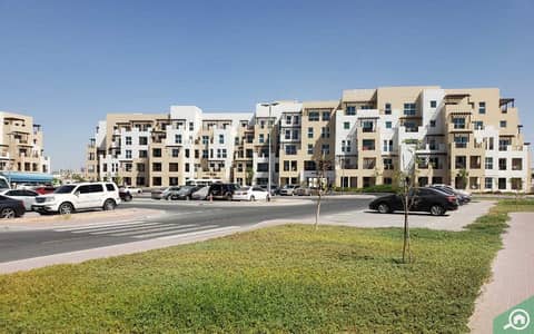 Building for Sale in Al Quoz, Dubai - Amazing Investment Opportunity ! Shopping Mall For Sale in Al Quoz