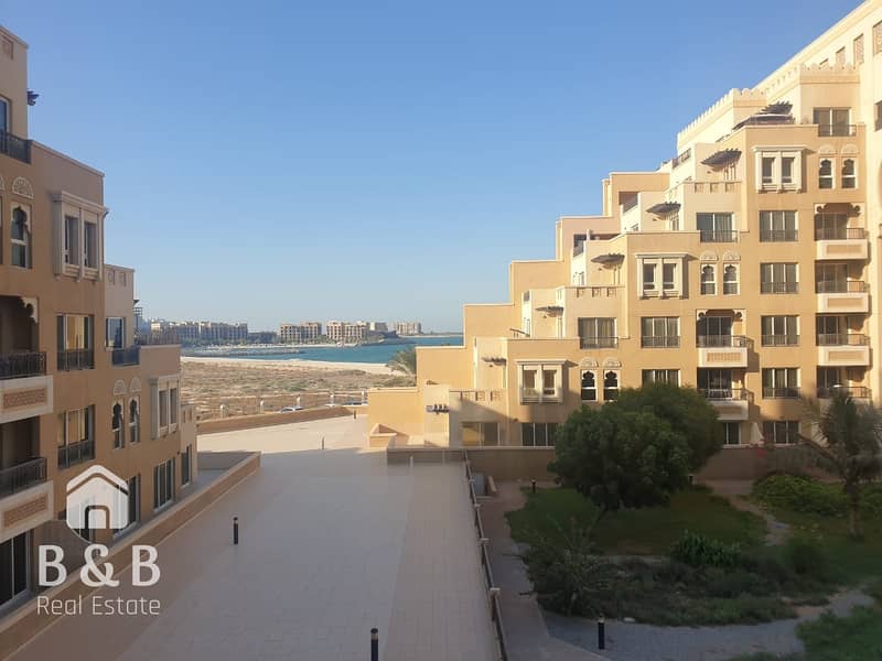 BEAUTIFUL 1 Bedroom Apartment with Partial Sea and Pool View