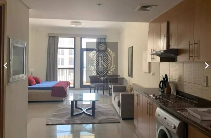 SPACIOUS FULLY FURNISHED STUDIO AVAILABLE  IN LINCOLN PARK WEST SIDE