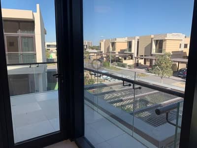 3 Bedroom Villa for Rent in DAMAC Hills, Dubai - Three beds | Vacant | type thm