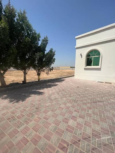 Ground floor villa for rent in Ajman Al Hamidiyah, very large yard, excelle